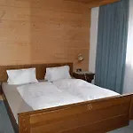 Toni Apartment
